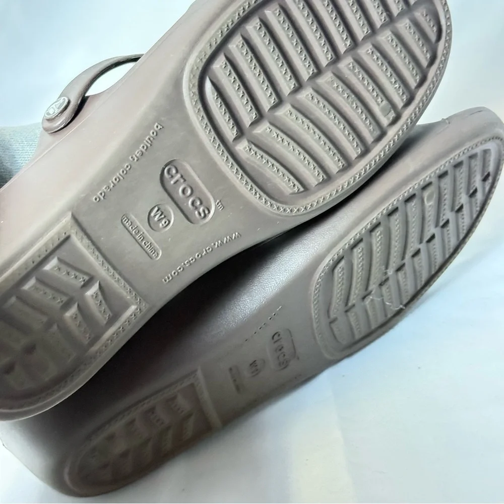 CROCS Patricia Mini Wedge Womens Sandals‎ 9 Brown Slide Casual Outdoor Open Toe